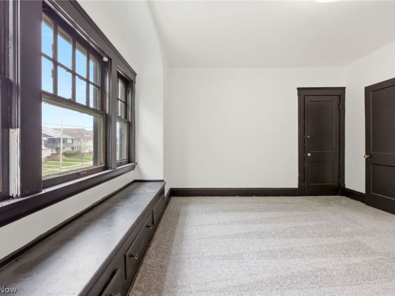 11816 Buckingham Avenue, Cleveland, OH 44120 Photo 17