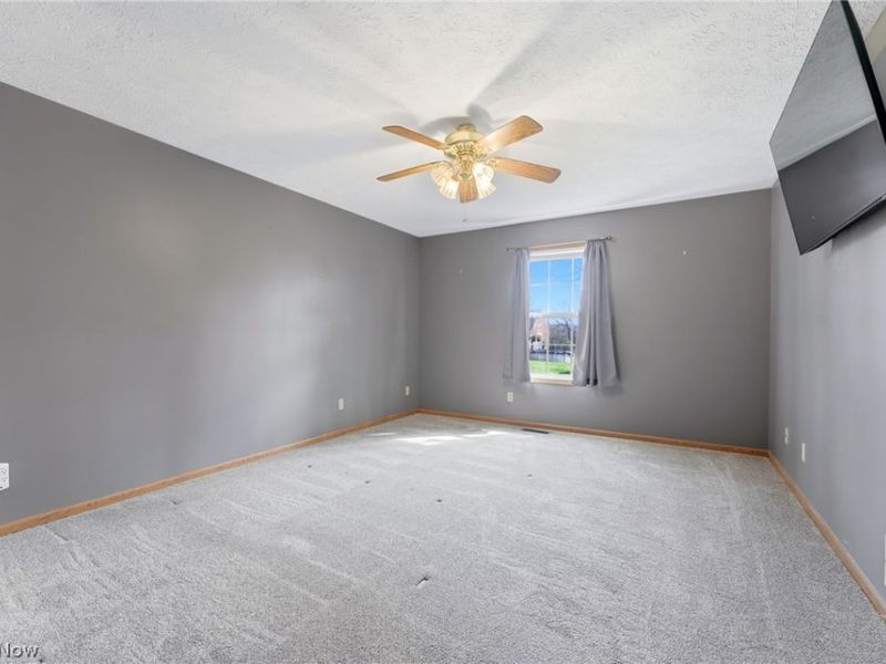 984 Delmont Avenue NW, Massillon, OH 44647 Photo 14