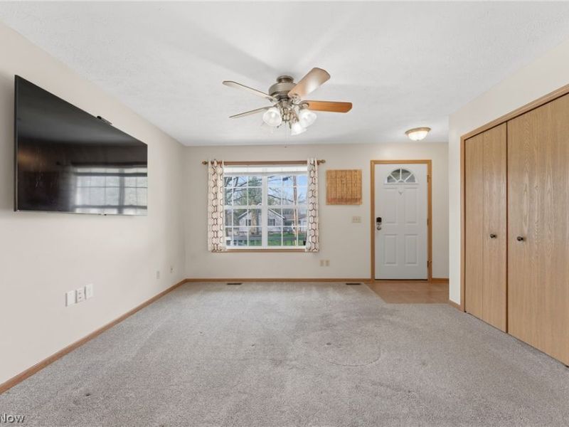 984 Delmont Avenue NW, Massillon, OH 44647 Photo 4