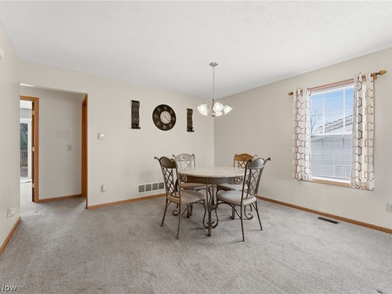 984 Delmont Avenue NW, Massillon, OH 44647 Photo 7