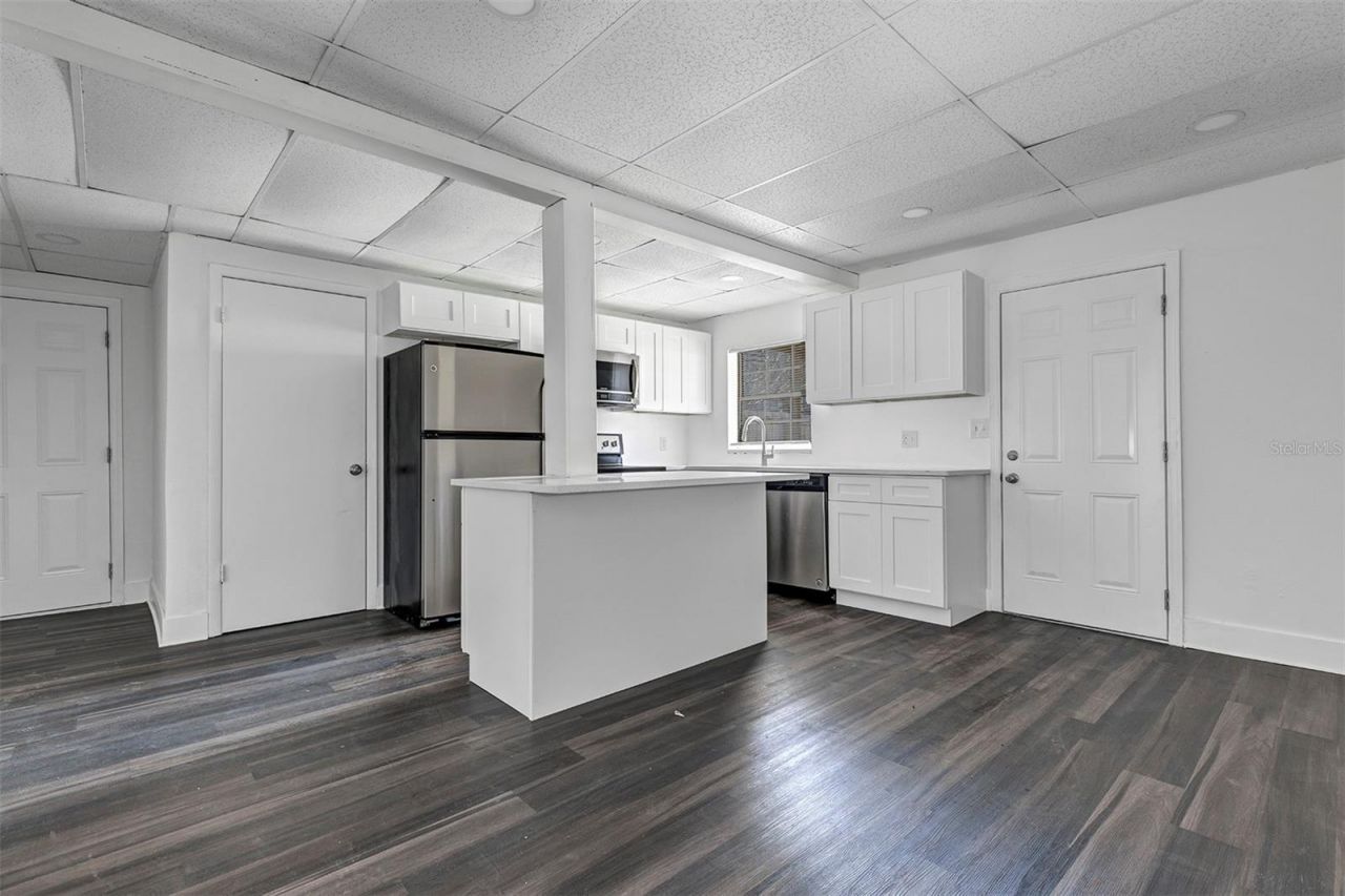 2027 1/2 30th Ave N , Unit 3 bottom u, Saint Petersburg, FL 33713 Photo