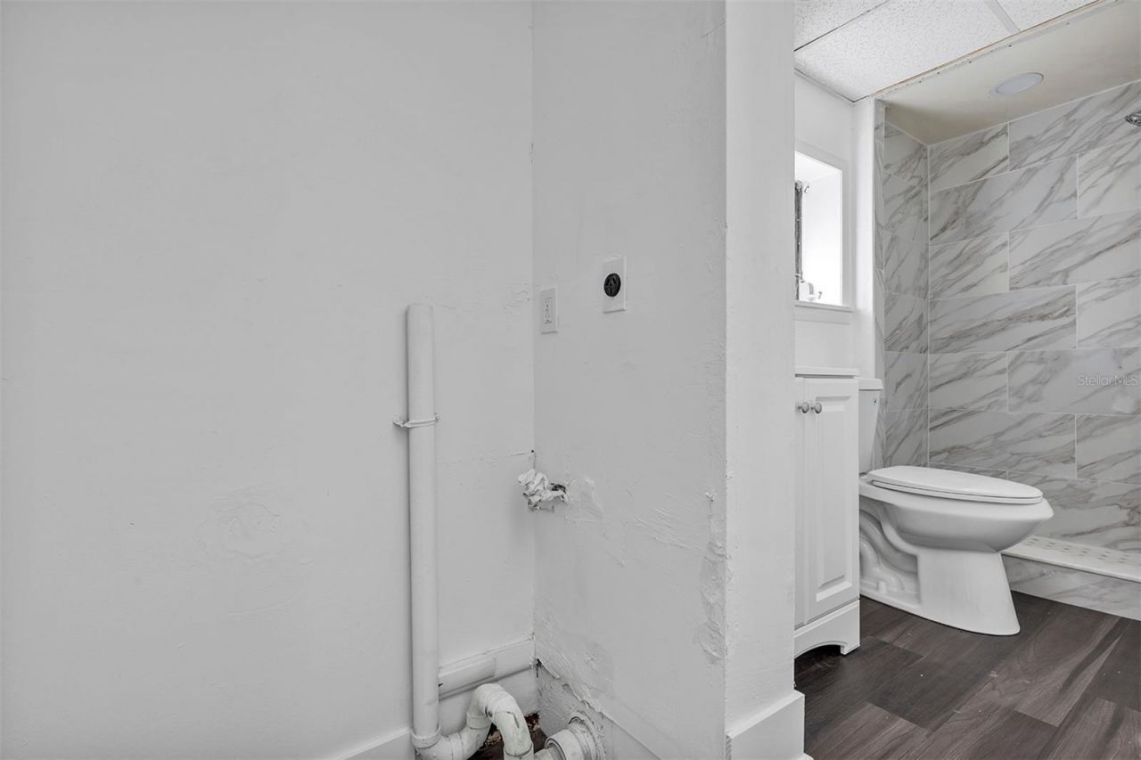 2027 1/2 30th Ave N , Unit 3 bottom u, Saint Petersburg, FL 33713 Photo