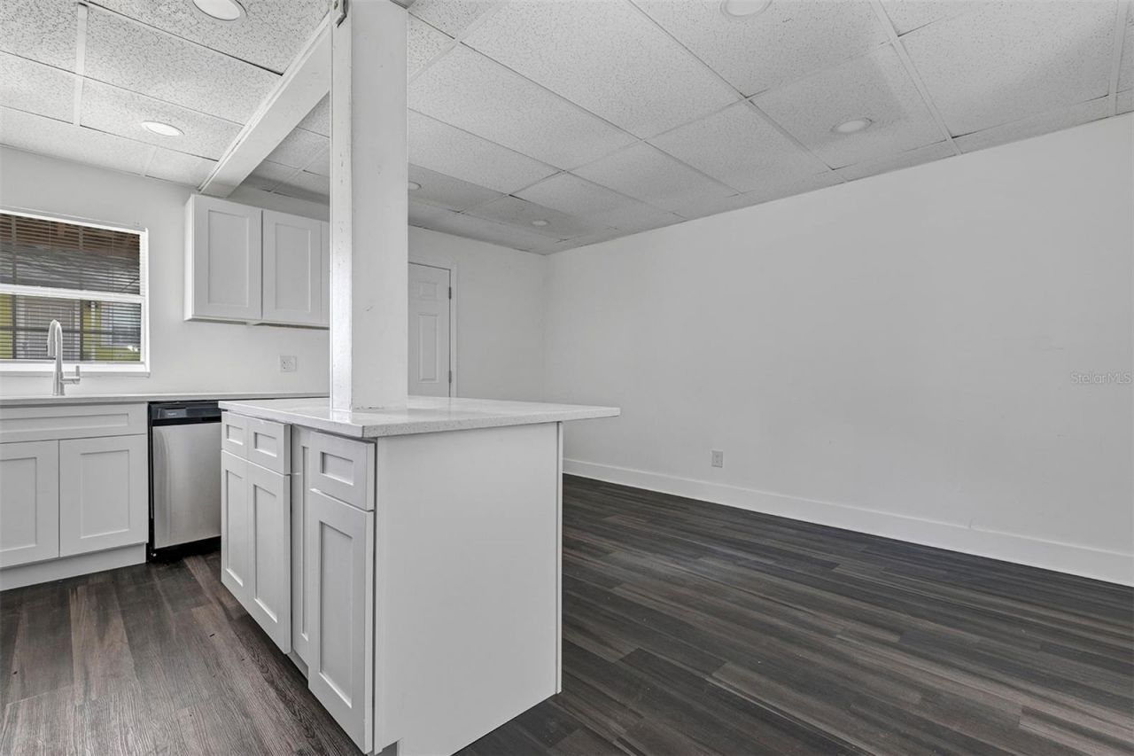 2027 1/2 30th Ave N , Unit 3 bottom u, Saint Petersburg, FL 33713 Photo