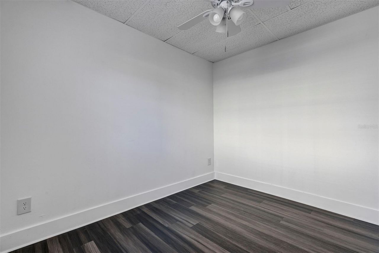 2027 1/2 30th Ave N , Unit 3 bottom u, Saint Petersburg, FL 33713 Photo