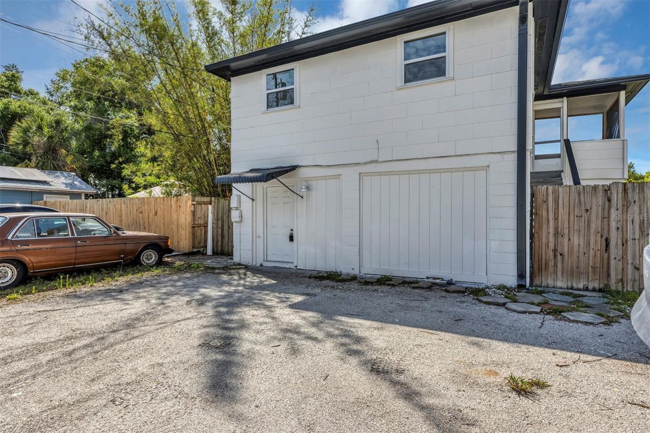 2027 1/2 30th Ave N , Unit 3 bottom u, Saint Petersburg, FL 33713 Photo