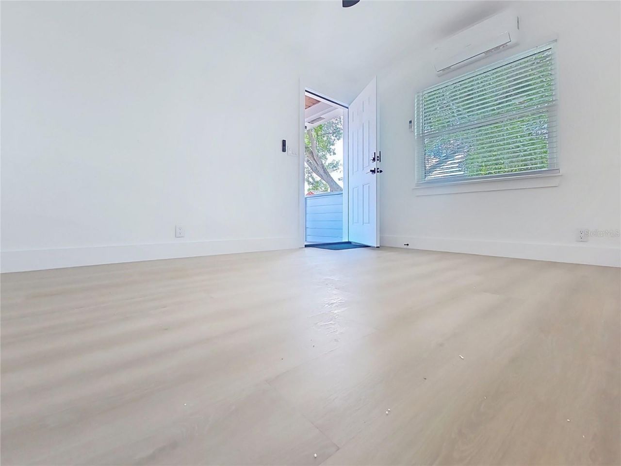 1035 15th Avenue S, Unit A, Saint Petersburg, FL 33705 Photo