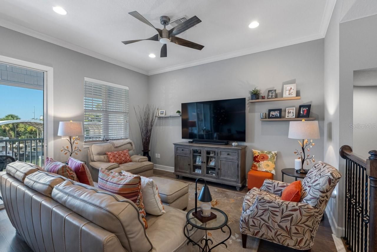 6057 Moorings Drive S, Saint Petersburg, FL 33712 Photo