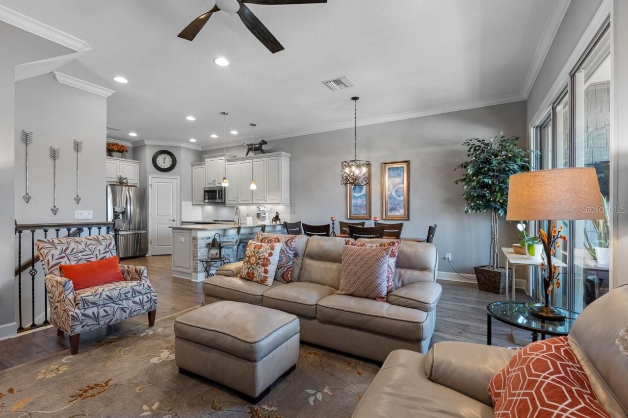 6057 Moorings Drive S, Saint Petersburg, FL 33712 Photo