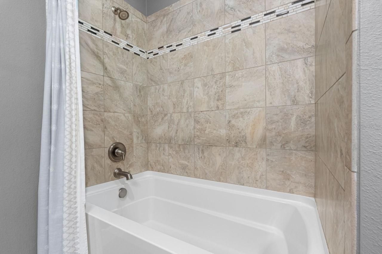 6057 Moorings Drive S, Saint Petersburg, FL 33712 Photo