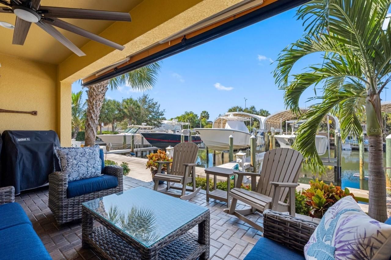 6057 Moorings Drive S, Saint Petersburg, FL 33712 Photo