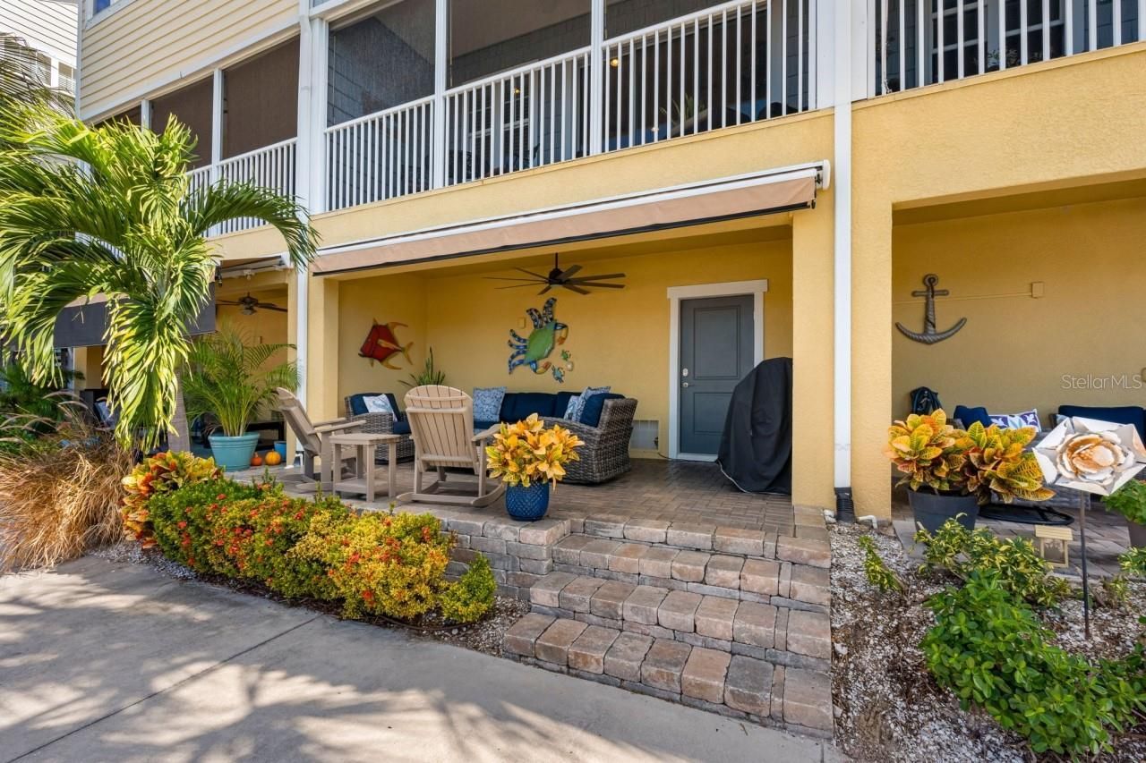 6057 Moorings Drive S, Saint Petersburg, FL 33712 Photo