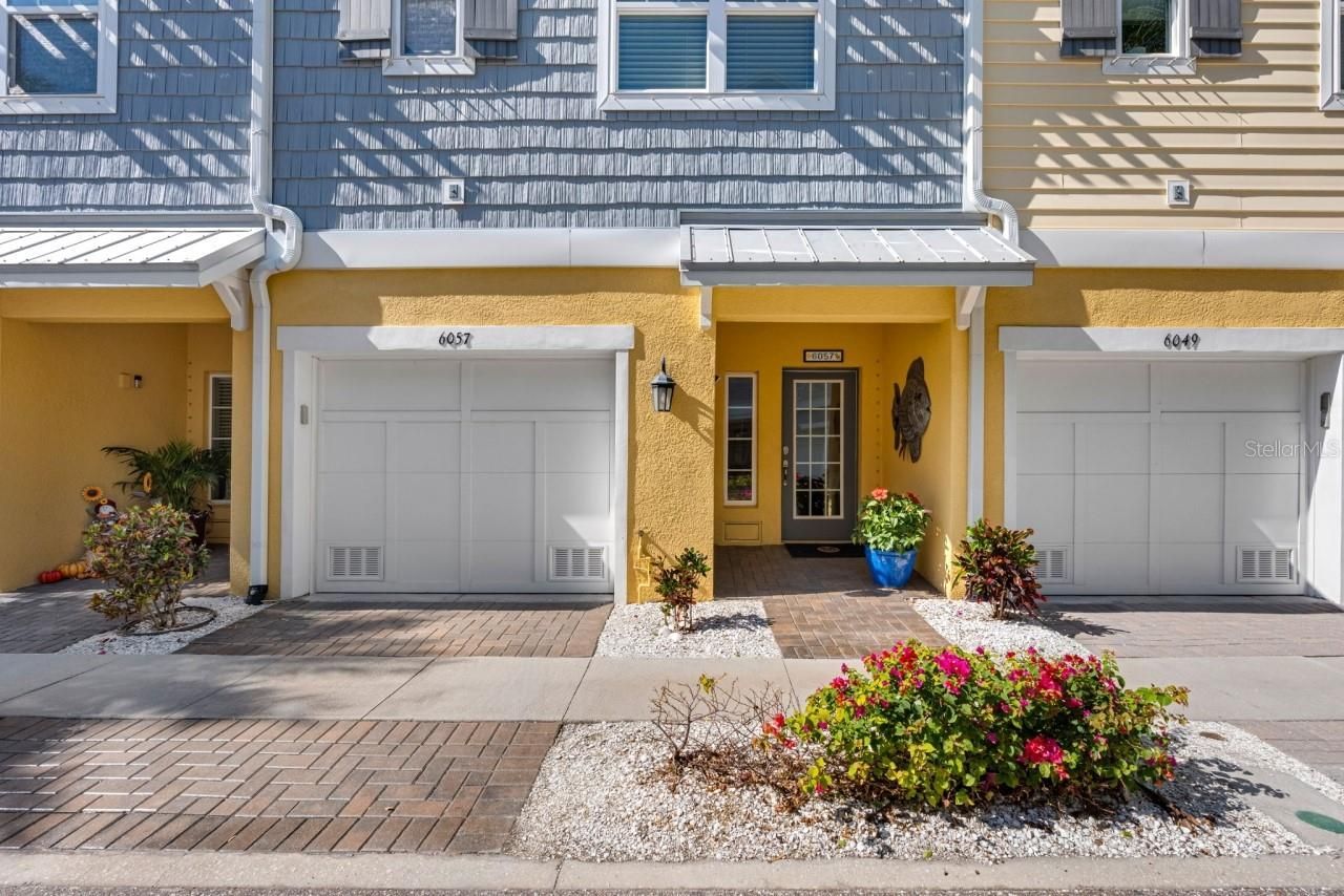 6057 Moorings Drive S, Saint Petersburg, FL 33712 Photo