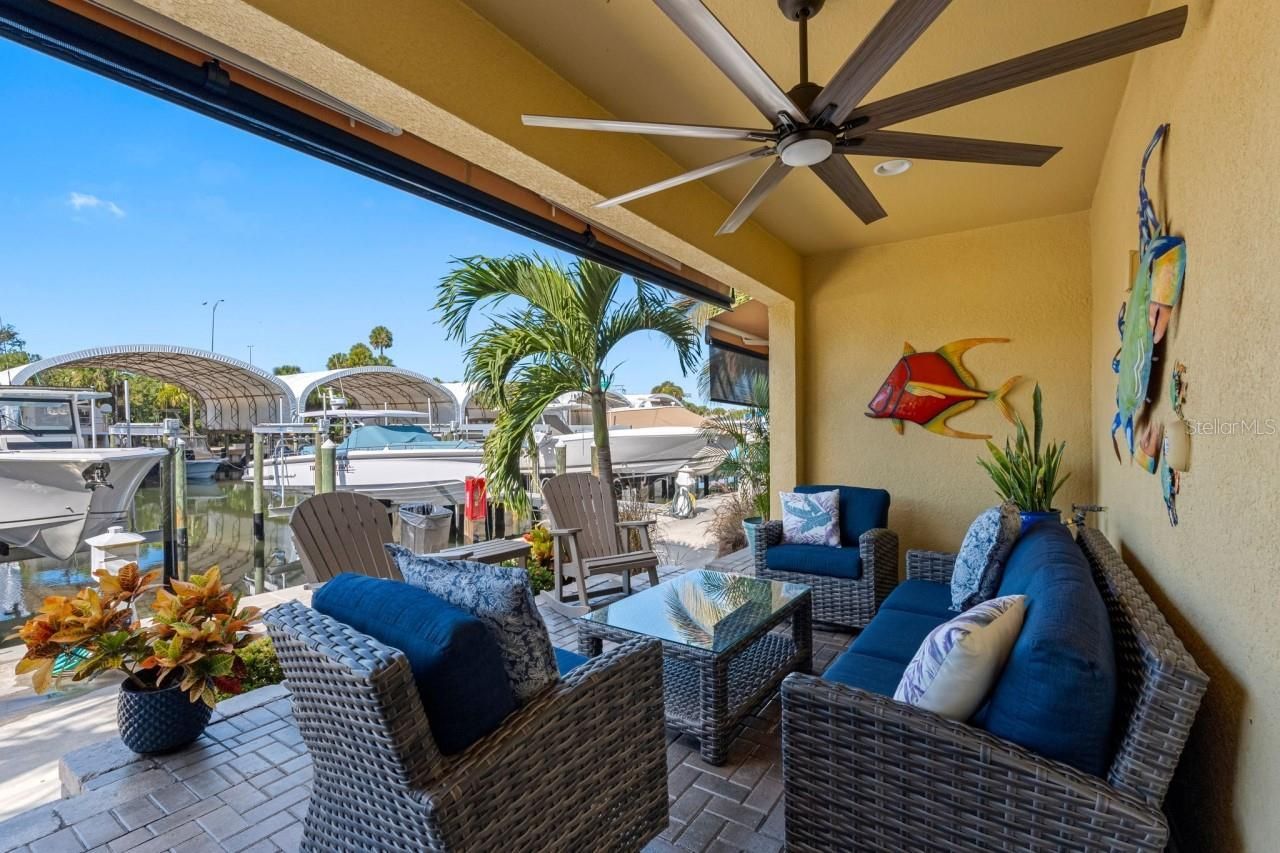 6057 Moorings Drive S, Saint Petersburg, FL 33712 Photo