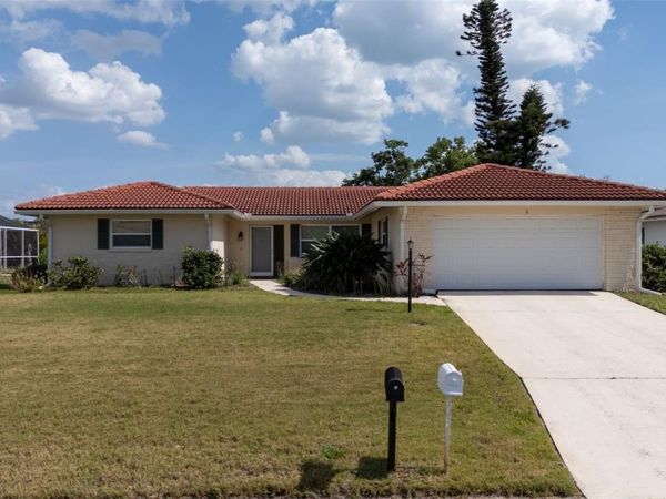 6 PINE RIDGE WAY , ENGLEWOOD, FL 34223