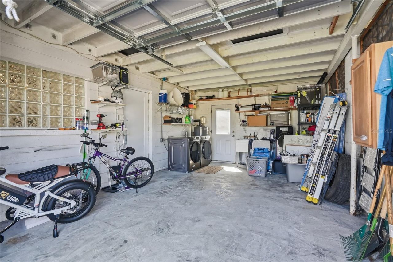 4043 Shore Acres Boulevard Ne, Saint Petersburg, FL 33703 Photo