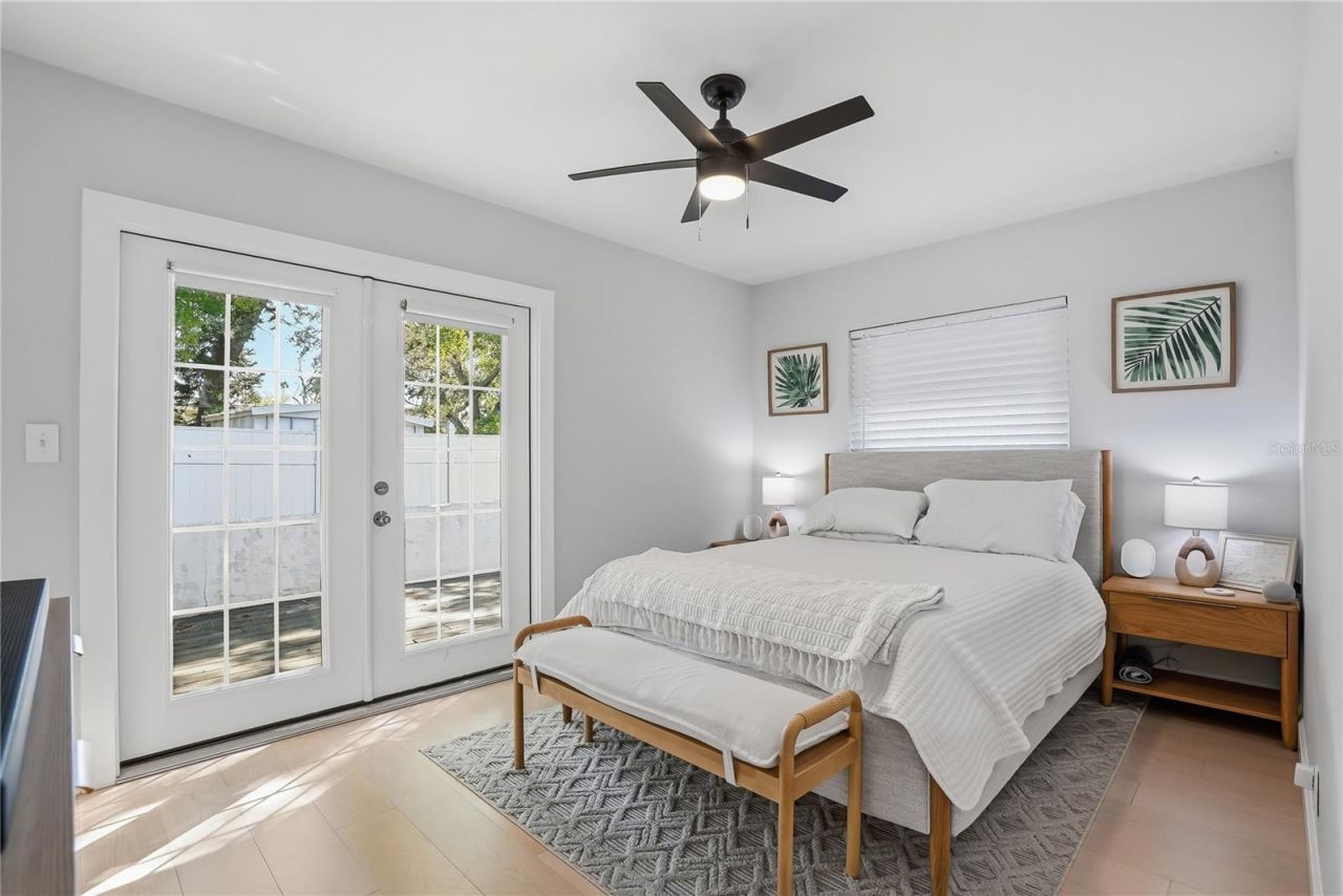 4043 Shore Acres Boulevard Ne, Saint Petersburg, FL 33703 Photo