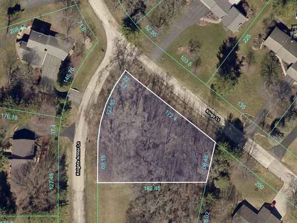 10365 KNIGHTS ARMOR Lane, ROSCOE, IL 61073