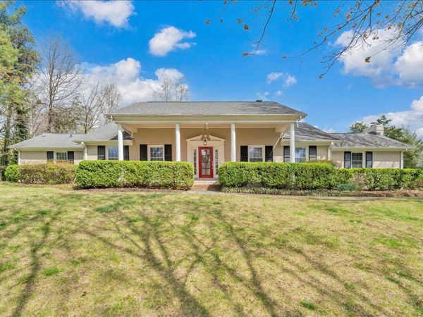 702 Marion LN , Salem, VA 24153