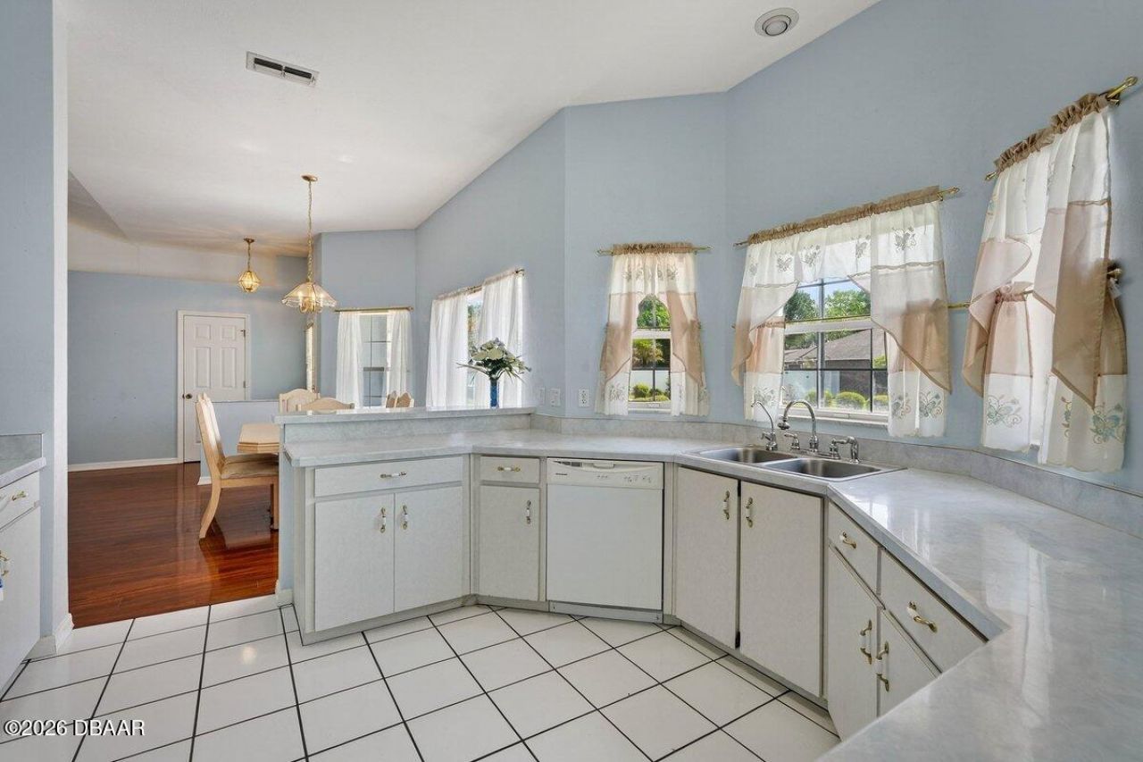 10 Wavra Place, Palm Coast, FL 32164 Photo