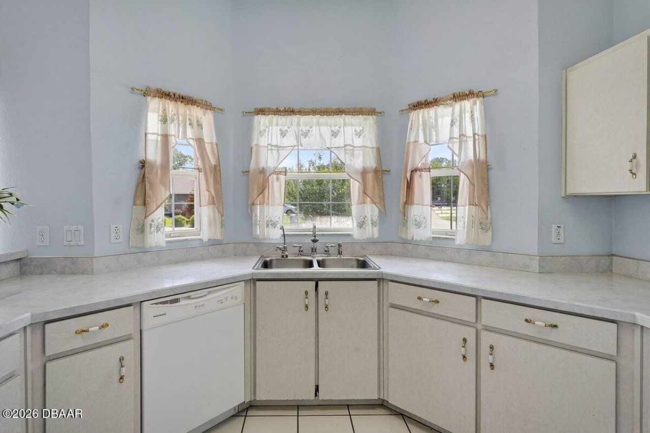 10 Wavra Place, Palm Coast, FL 32164 Photo