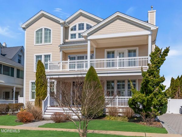 106 2nd Avenue, Belmar, NJ 07719