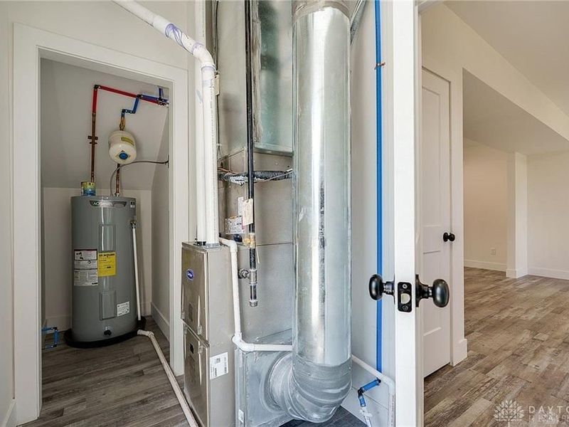 4253 Pleasant View Avenue, Dayton, OH 45420 Photo 17