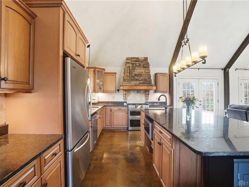 1574 Vicki Lane, Turtlecreek Township, OH 45036 Photo 21