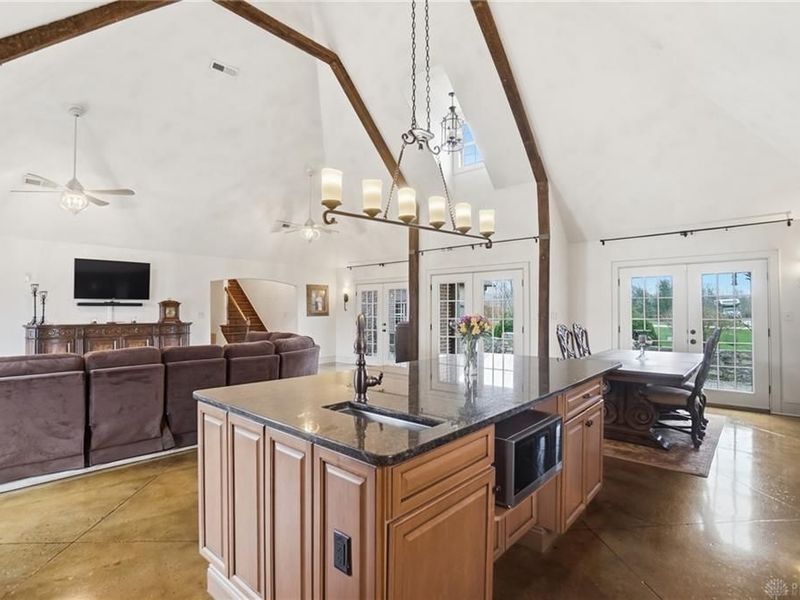 1574 Vicki Lane, Turtlecreek Township, OH 45036 Photo 23