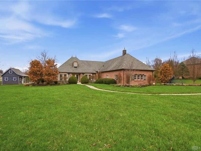 1574 Vicki Lane, Turtlecreek Township, OH 45036 Photo 4