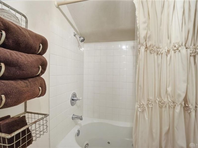 1574 Vicki Lane, Turtlecreek Township, OH 45036 Photo 47