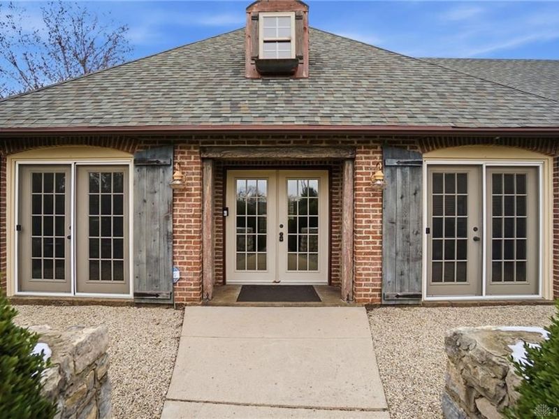 1574 Vicki Lane, Turtlecreek Township, OH 45036 Photo 6