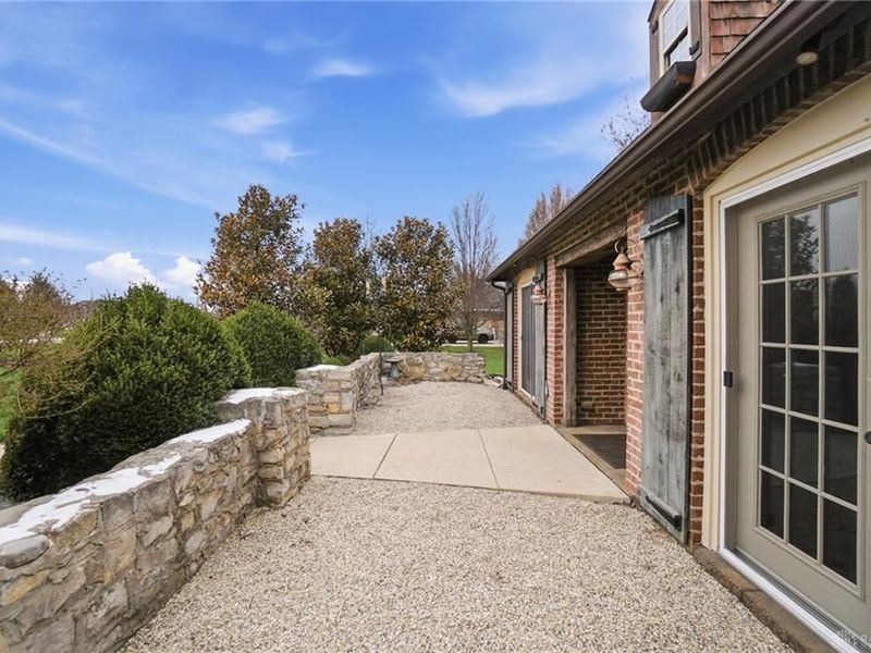 1574 Vicki Lane, Turtlecreek Township, OH 45036 Photo 7