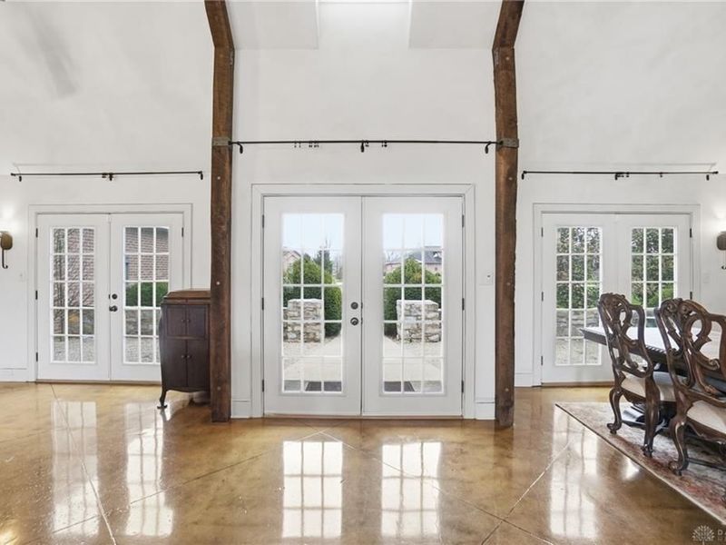 1574 Vicki Lane, Turtlecreek Township, OH 45036 Photo 9