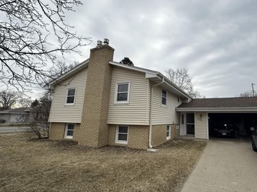 8099 Washington Street NE, Spring Lake Park, MN 55432