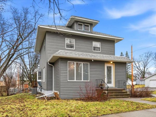 1060 Franklin Street , Baldwin, WI 54002