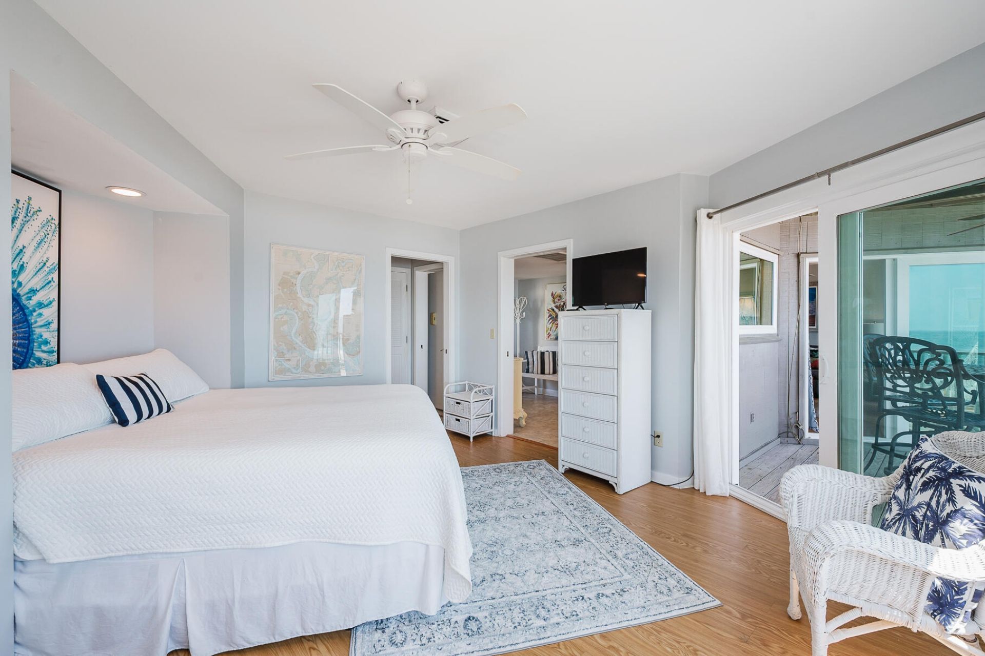 9000 Palmetto Drive Photo 11