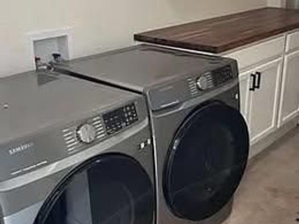 7705 Debbie DR , Unit B, Volente, TX 78641