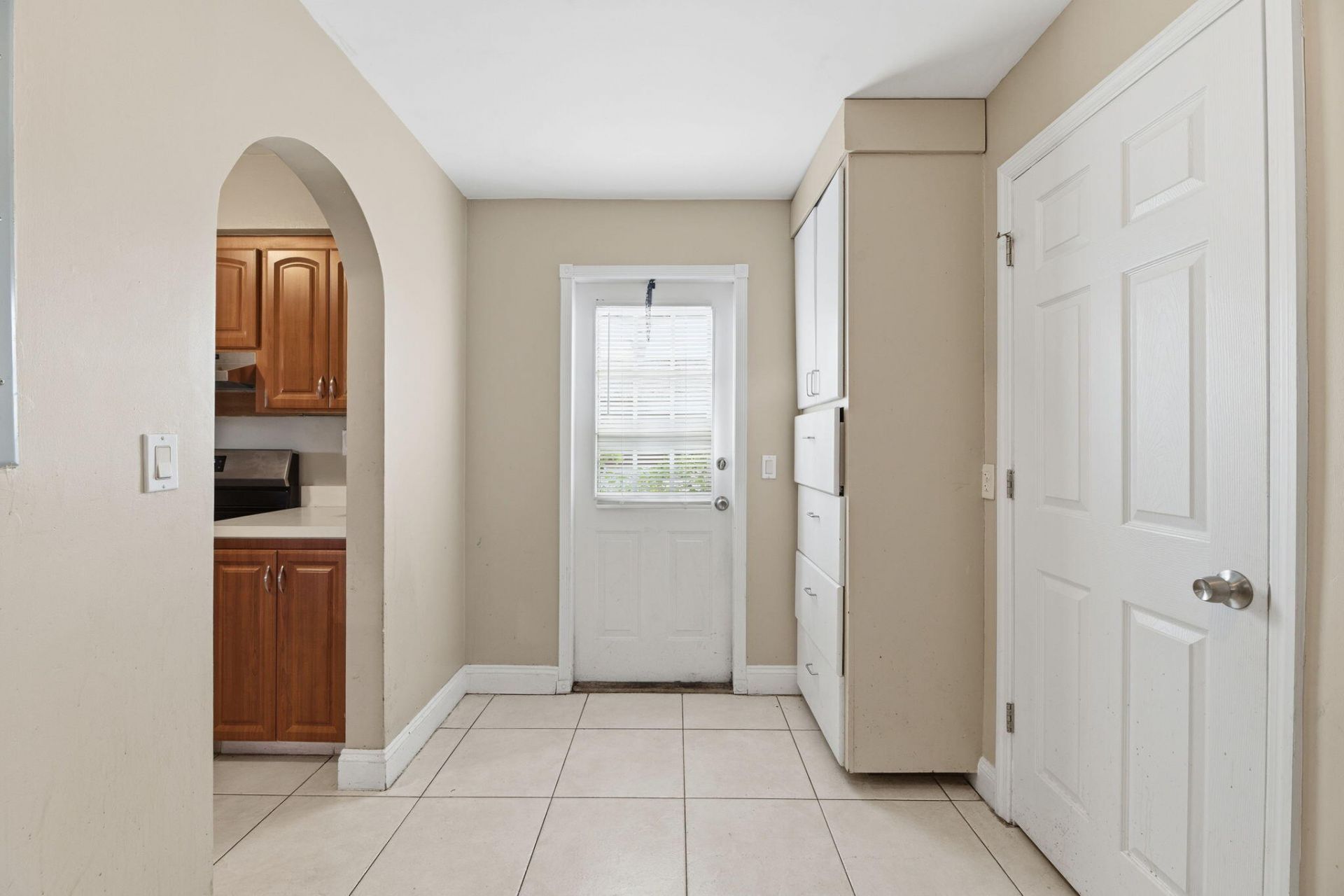 7670 NW 11th Court, Pembroke Pines, FL 33024 Photo