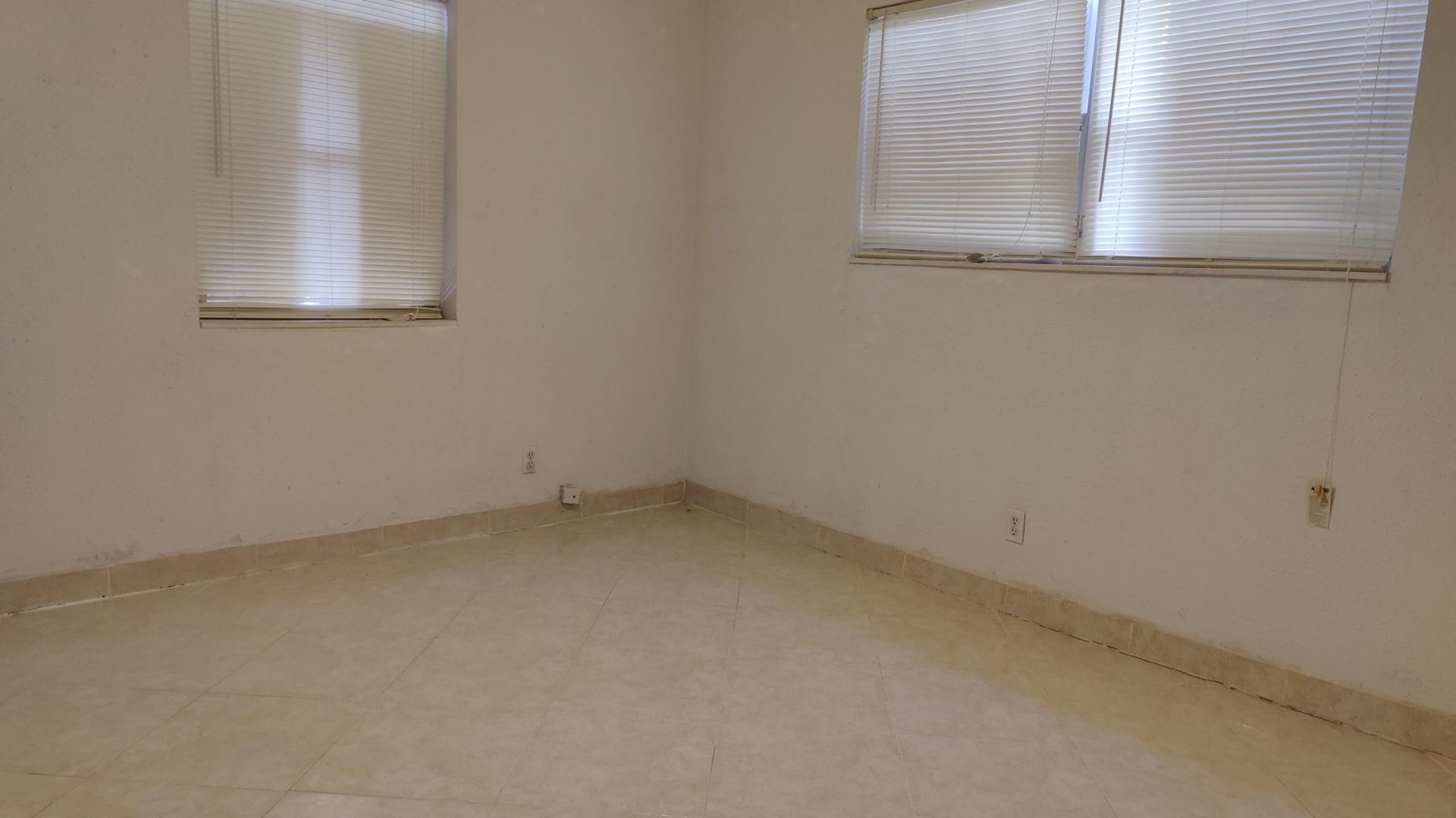 408 SW 24th Avenue, Fort Lauderdale, FL 33312 Photo