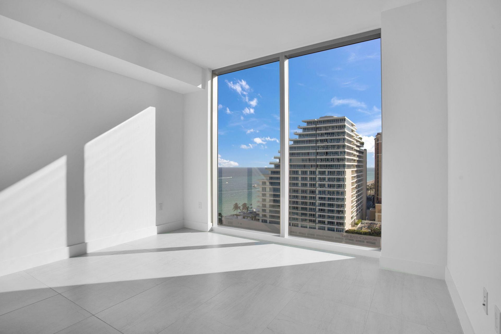 153 N Seabreeze Blvd, Unit 1602, Fort Lauderdale, FL 33304 Photo