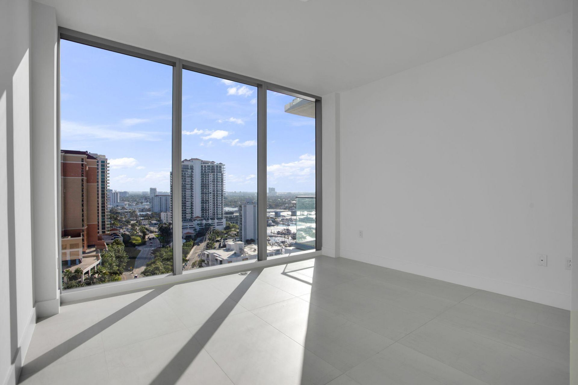 153 N Seabreeze Blvd, Unit 1602, Fort Lauderdale, FL 33304 Photo