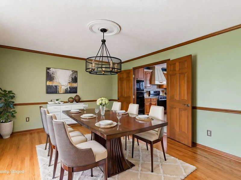 7482 Lindbrook Court, Reynoldsburg, OH 43068 Photo 10