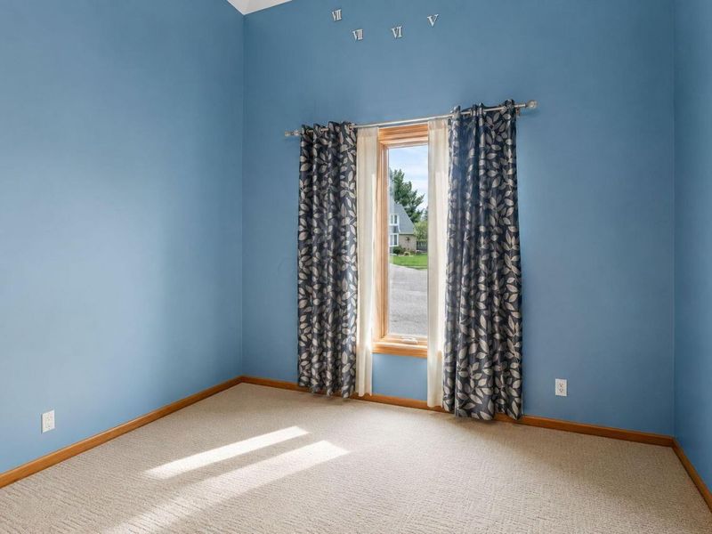 7482 Lindbrook Court, Reynoldsburg, OH 43068 Photo 13