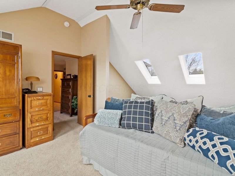 7482 Lindbrook Court, Reynoldsburg, OH 43068 Photo 18