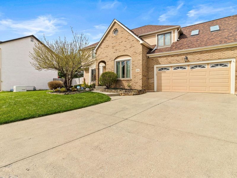 7482 Lindbrook Court, Reynoldsburg, OH 43068 Photo 2