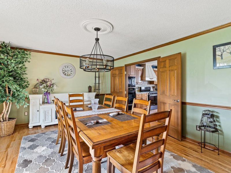 7482 Lindbrook Court, Reynoldsburg, OH 43068 Photo 4