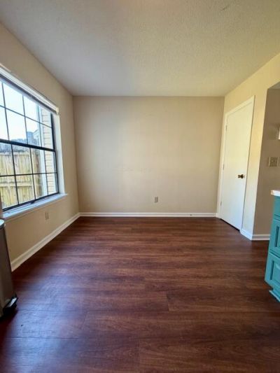 4087 Cedars Parkway Photo 5