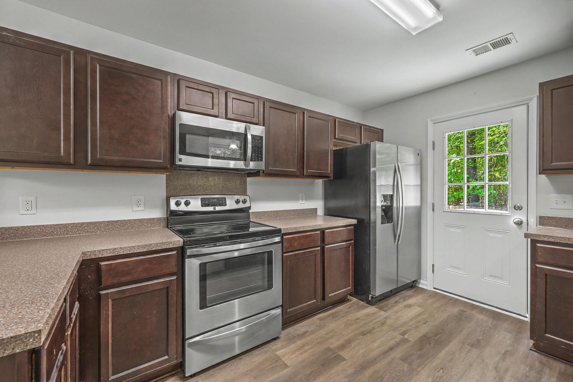 427 Savannah River Drive Photo 10