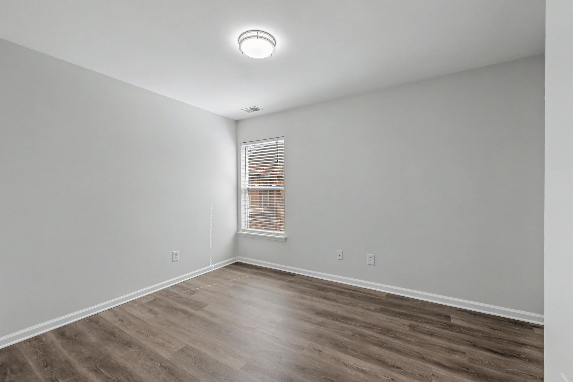 427 Savannah River Drive Photo 15