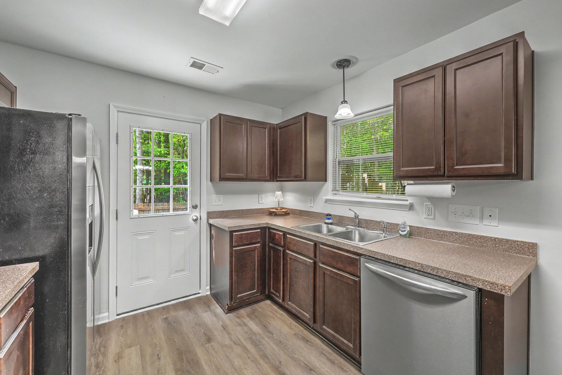 427 Savannah River Drive Photo 8